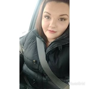 Meet your Posher, Amelia